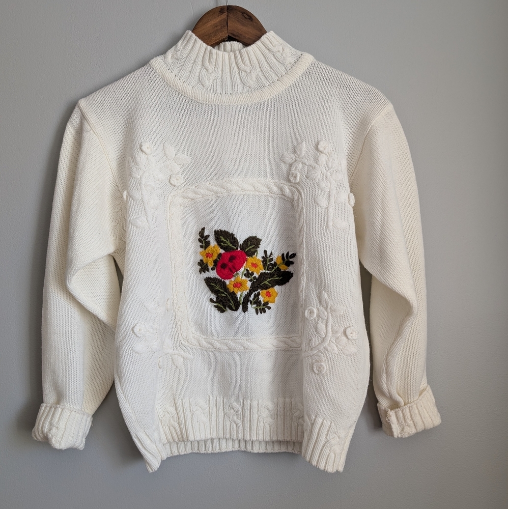 Vintage floral embroidered sweater